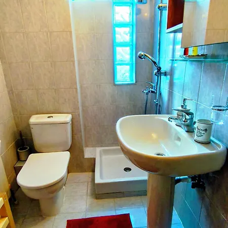 Calm & Comfortable - At Kalamaria Appartement Thessaloniki
